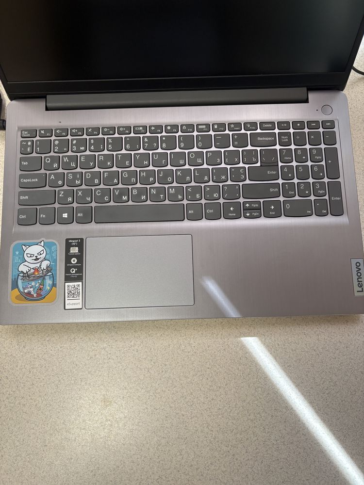 Lenovo i5 11-го покоління - стан ідеальний - сумка в подарунок