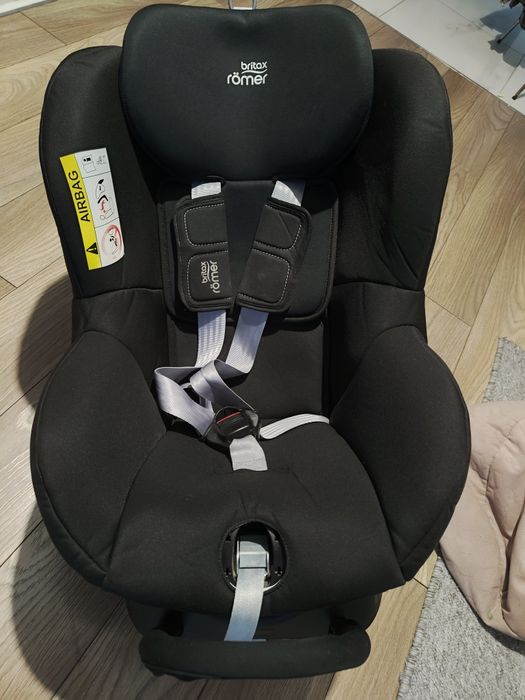 Fotelik  Britax & Romer Dualfix 2R Cosmos Black 0-18kg