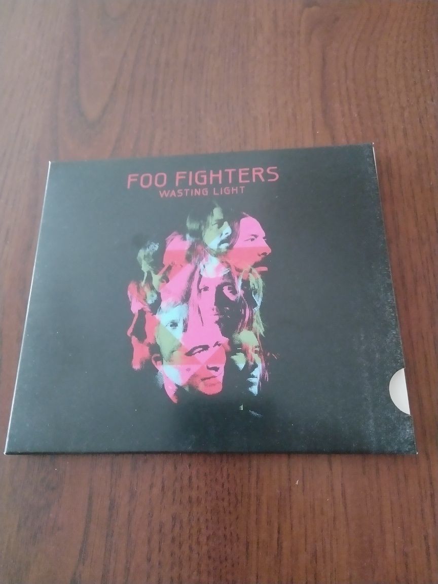 Foo Fighters - Wasting Light - CD