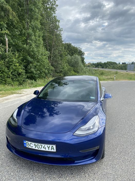 Продаж тесла модель 3 2020 рік