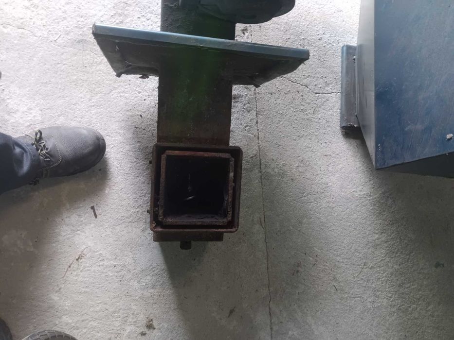 Sprzedam kompletyn podajnik do kotła na ekogroszek