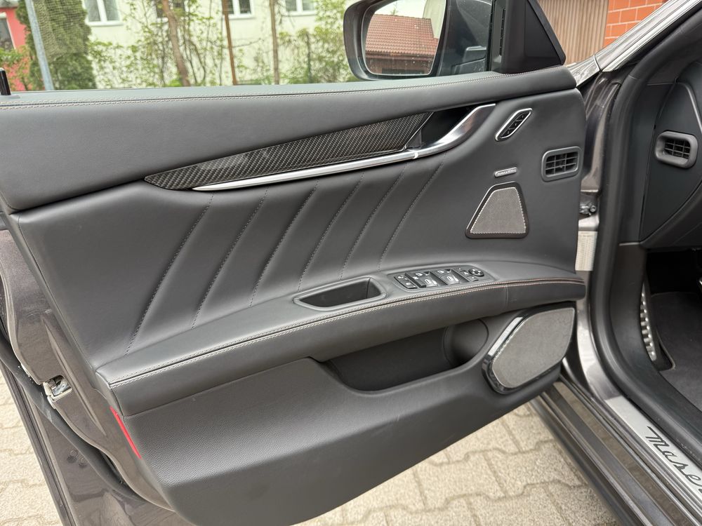 Maserati Ghibli SQ4 Europa Bowers&Wilkins Carbon Alcantara