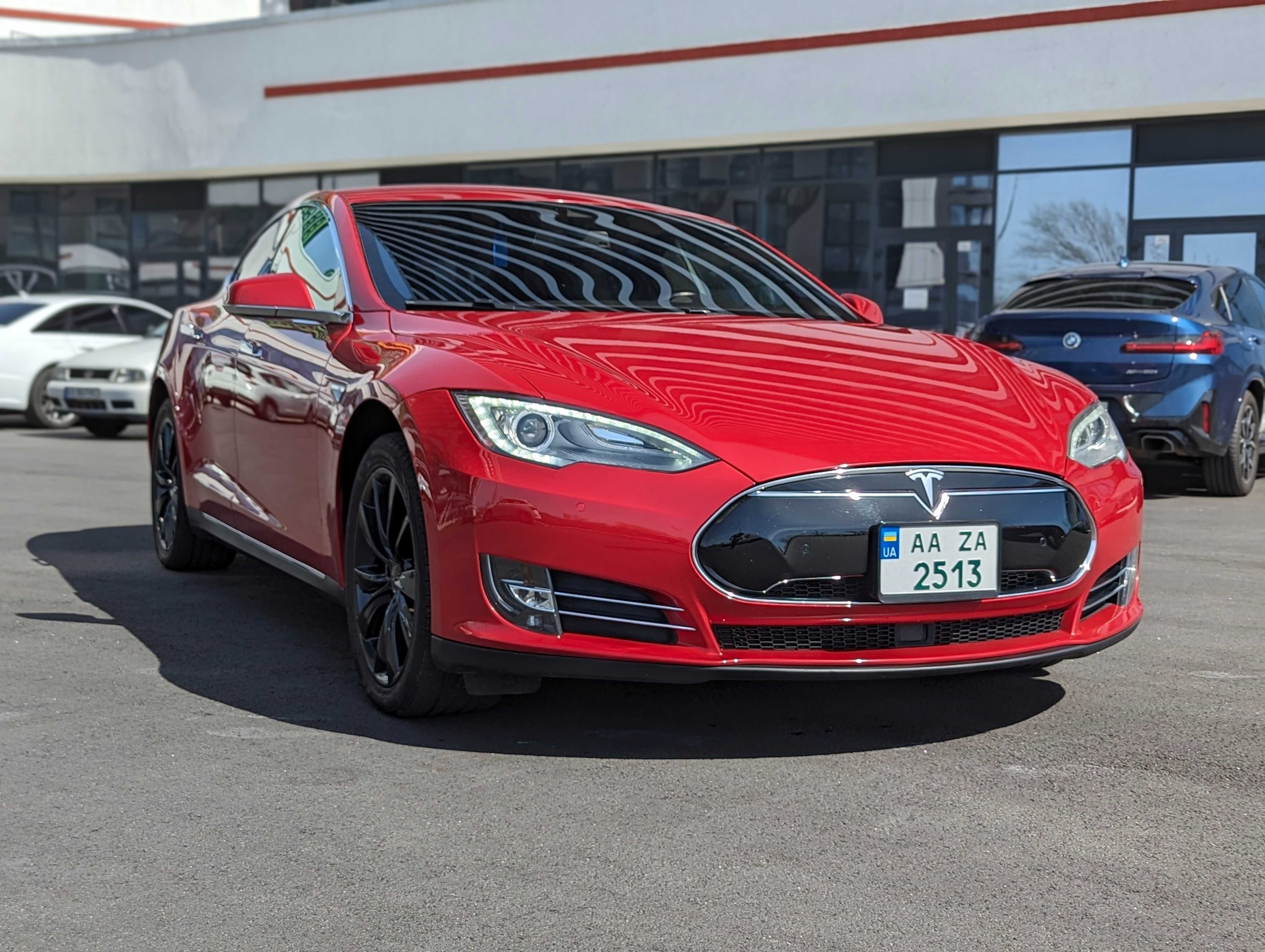 Продається Tesla Model S 2015 70D у кредит, розстрочку, на виплату.