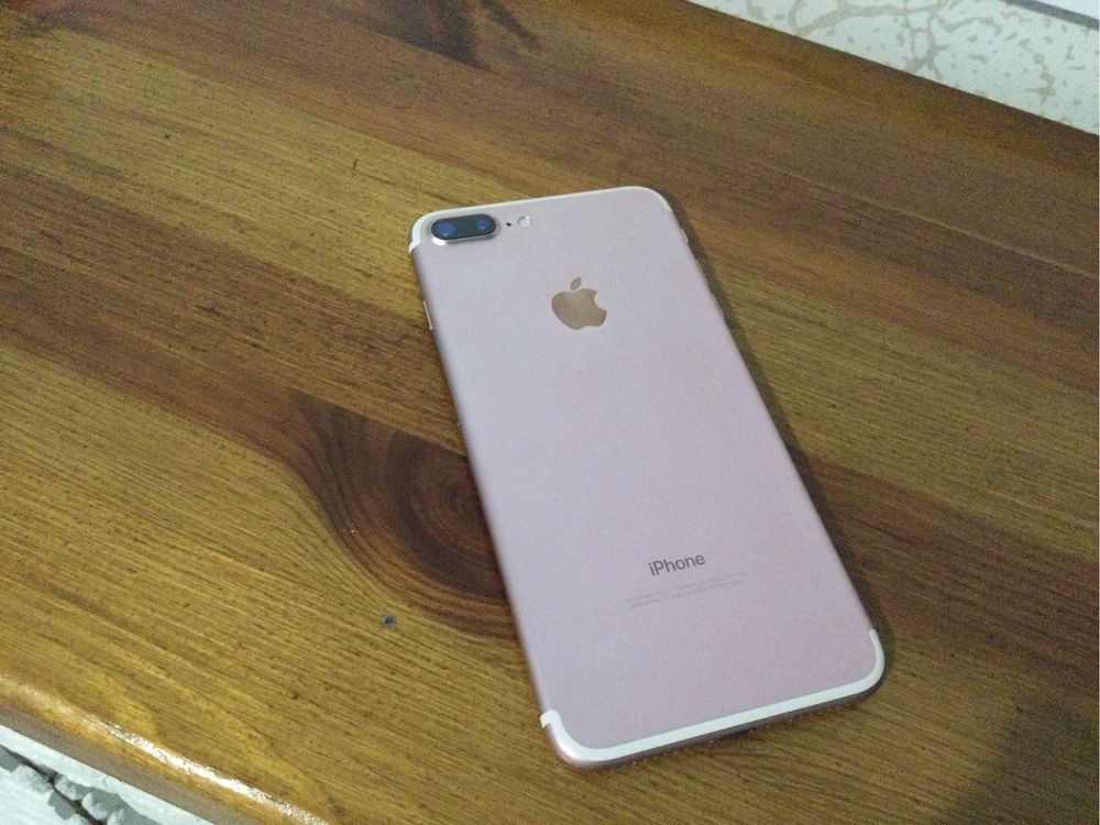Iphone 7 plus . Айфон 7 плюс телефон смартфон