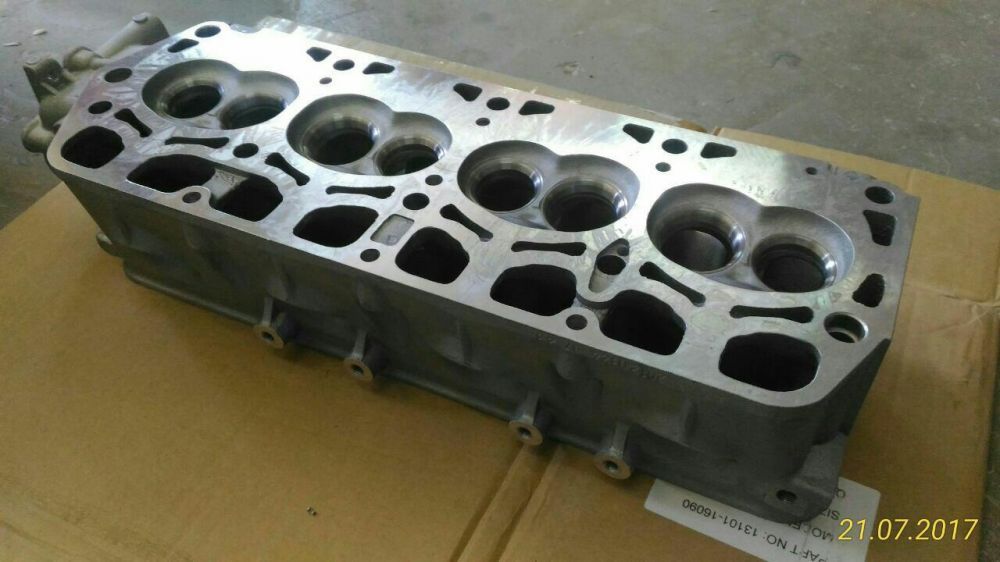 Головка блока новая 3Y 4Y ГБЦ Toyota HIACE HILUX RUNNER 2,0 2.2 2Y 5Y