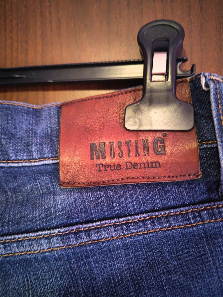 Spodnie męskie granatowe Mustang Oregon Tapered 30/30
