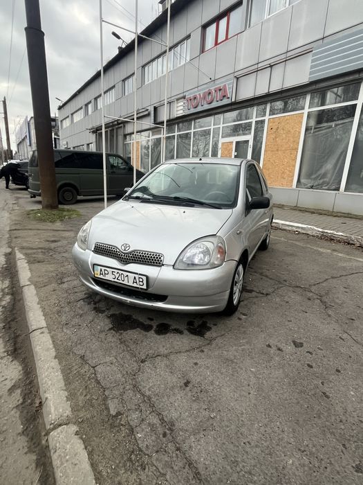 TOYOTA Yaris 2000г 1.3 бенз VVT-I Автомат Переоформление