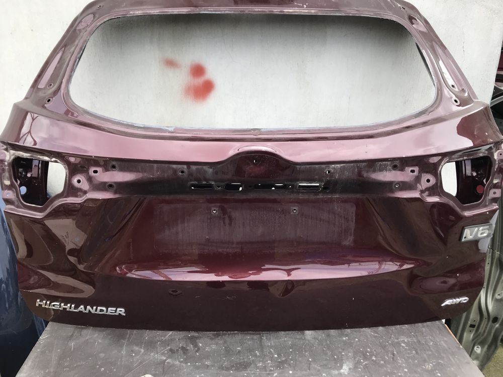 Кришка багажника Тойота Хайлендер Toyota Highlander 2019.р