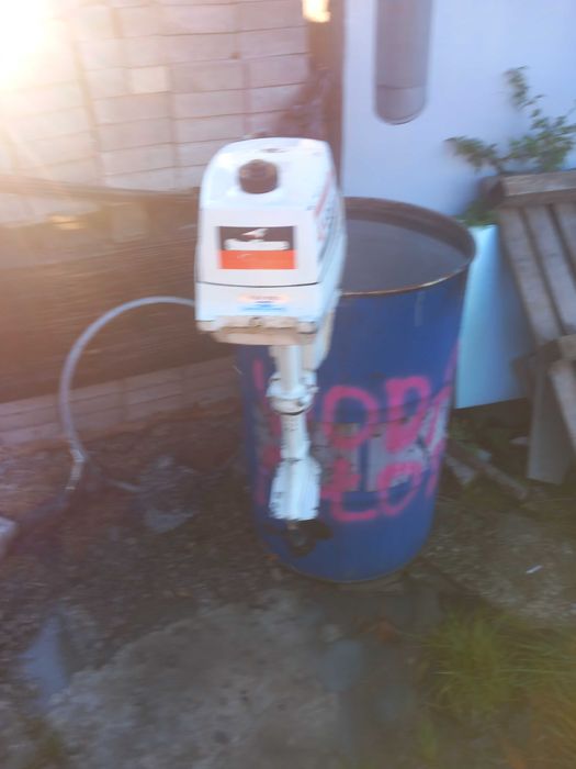 Silnik  zaburtowy  Johnson  4.0