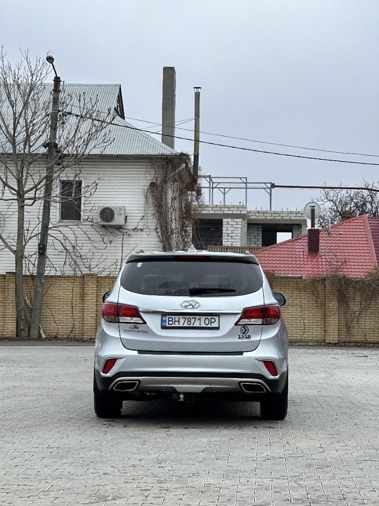 Продам Hyundai grand santa fe