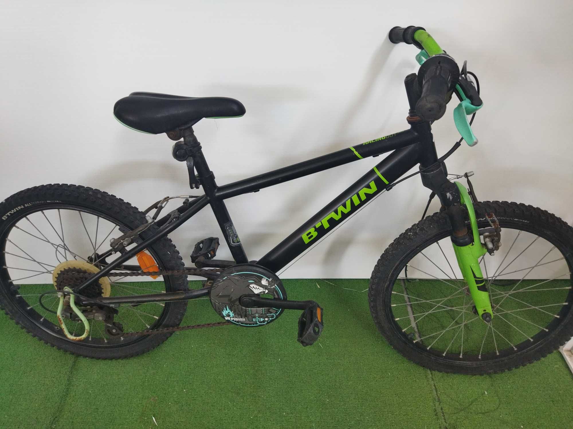 VENDE Bicicleta BWIN Criança - Para reparação