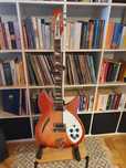 Greco RG-850 (kopia Rickenbackera 330)