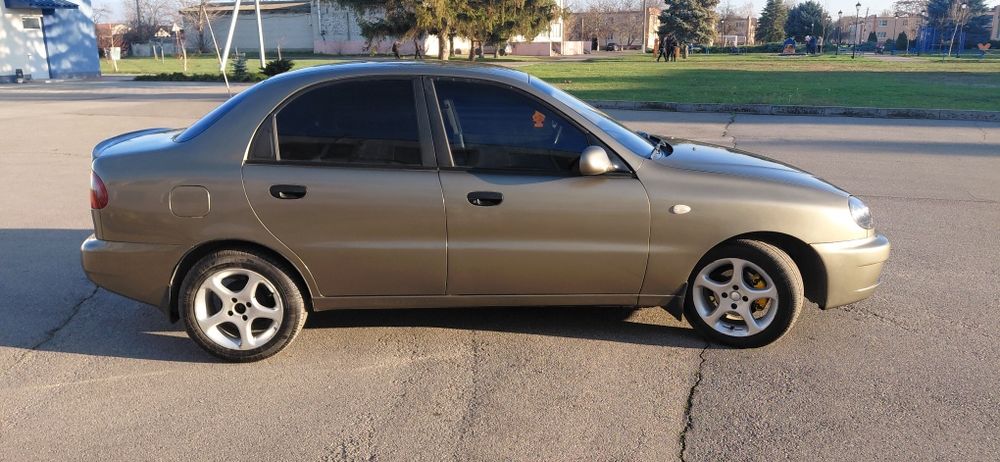 Daewoo lanos 1.6 у доброму стані!