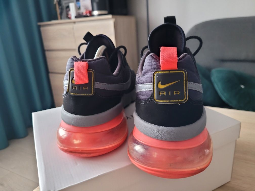 Buty Nike Air Max 270 Futura w r. 45 Cena nowych w sklepie 499zl!
