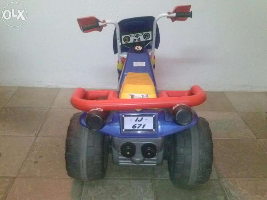 Motor na akumulator dla dziecka. Pojazd, zabawka na lato Dzień dziecka