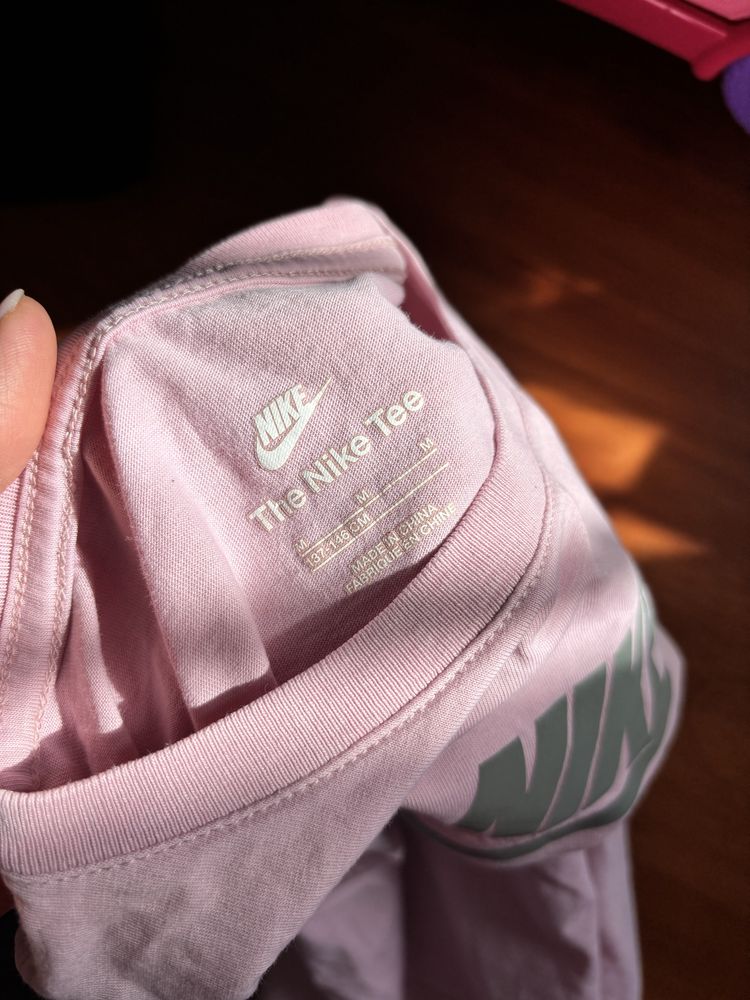 Футболка-топ від Nike 137-146, 128-137