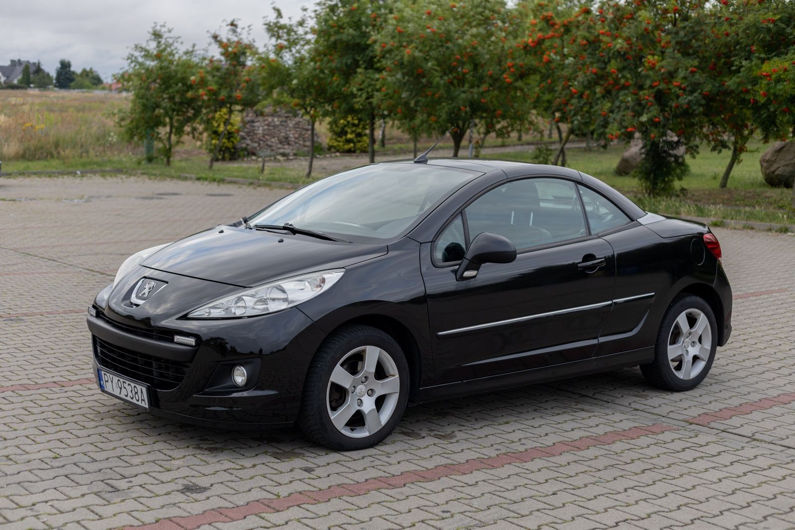 Sprzedam auto peugeot 206 cc