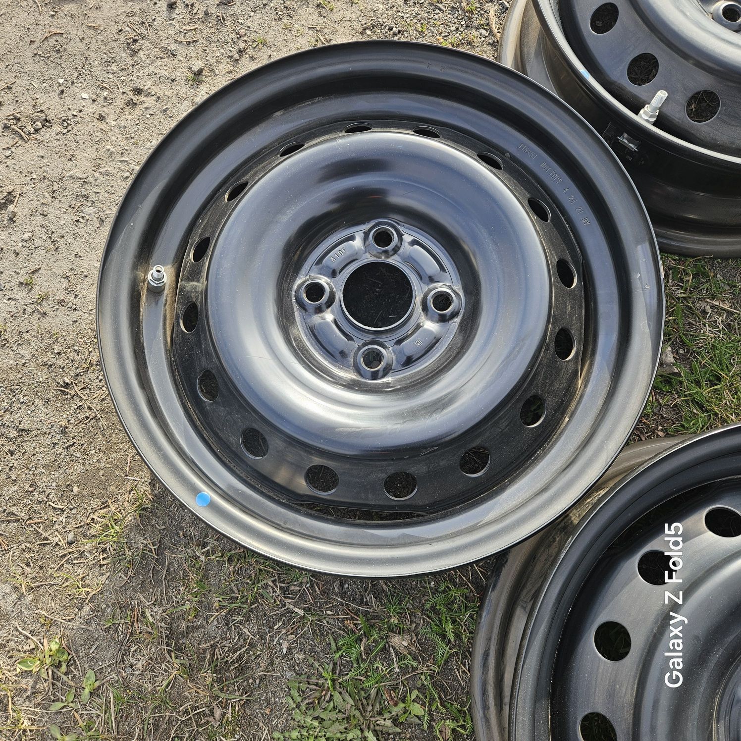 Nowe felgi 15 Suzuki Swift Baleno Ignis 4x100 ET40 TPMS