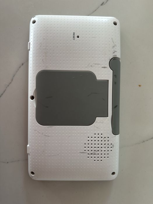Niania elektroniczna monitor + kamera Lionelo Babyline 8.2