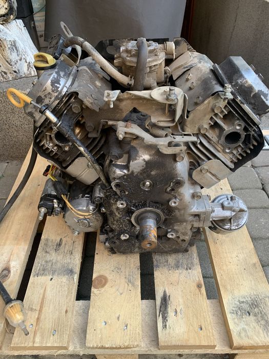 Silnik briggs 570 cc 18 km V z poziomym wałem
