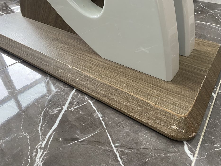 Mesa de vidro  para refeicao