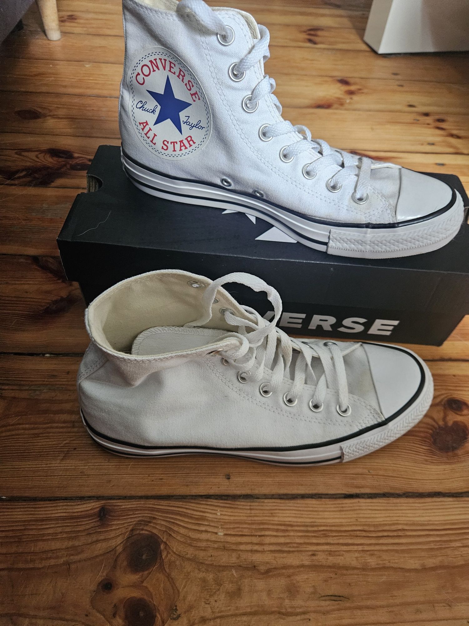 Converse białe r.40
