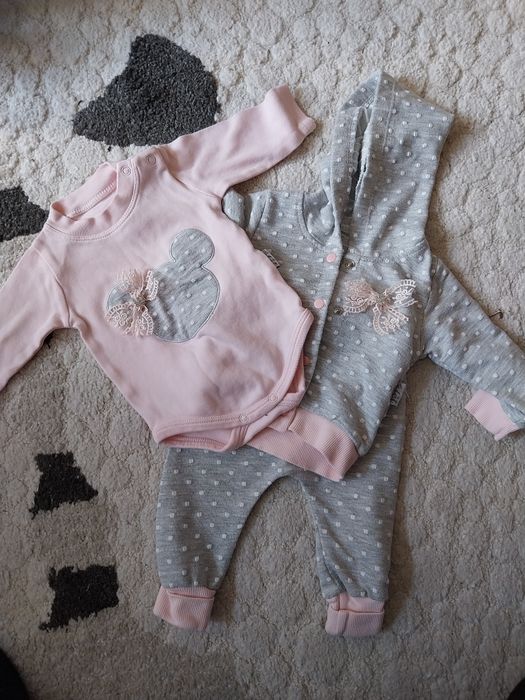 Paka ubranek  62, ok 50 sztuk dziewczynka