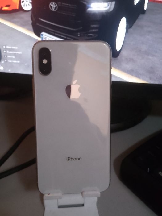 Продам айфон 10 X