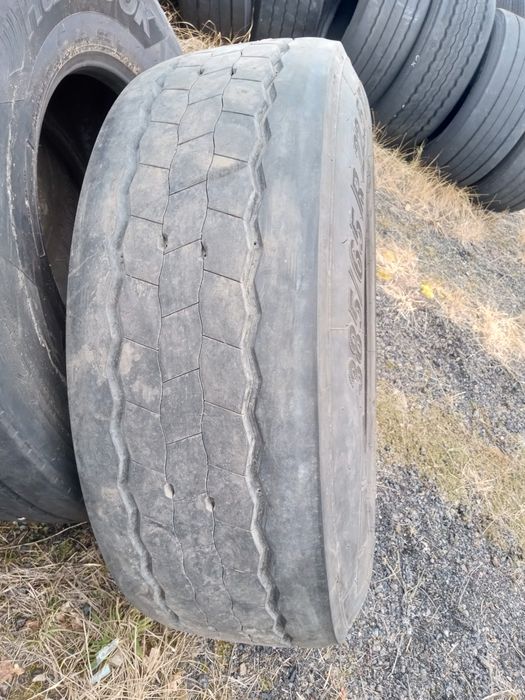 385/65r22.5 Goodrich