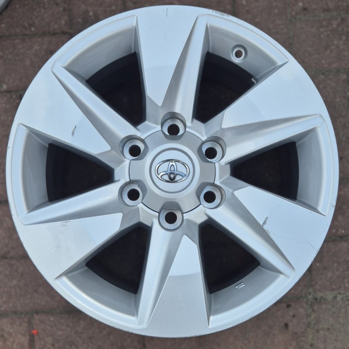 Oryginalne Felgi Aluminiowe TOYOTA 17" 6x139,7 ET25