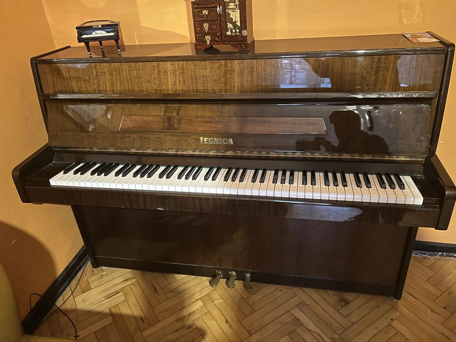 Pianino marki Legnica