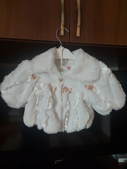 Шубка-накидка для дівчинки на 1 рочок