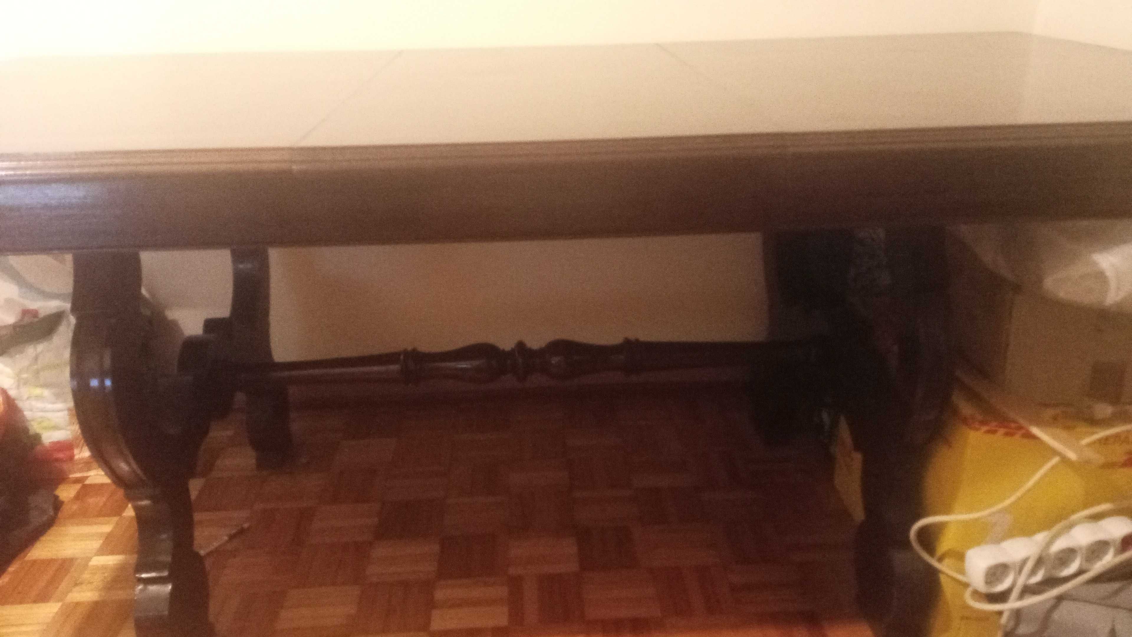 Mesa invencível para 10 pessoas