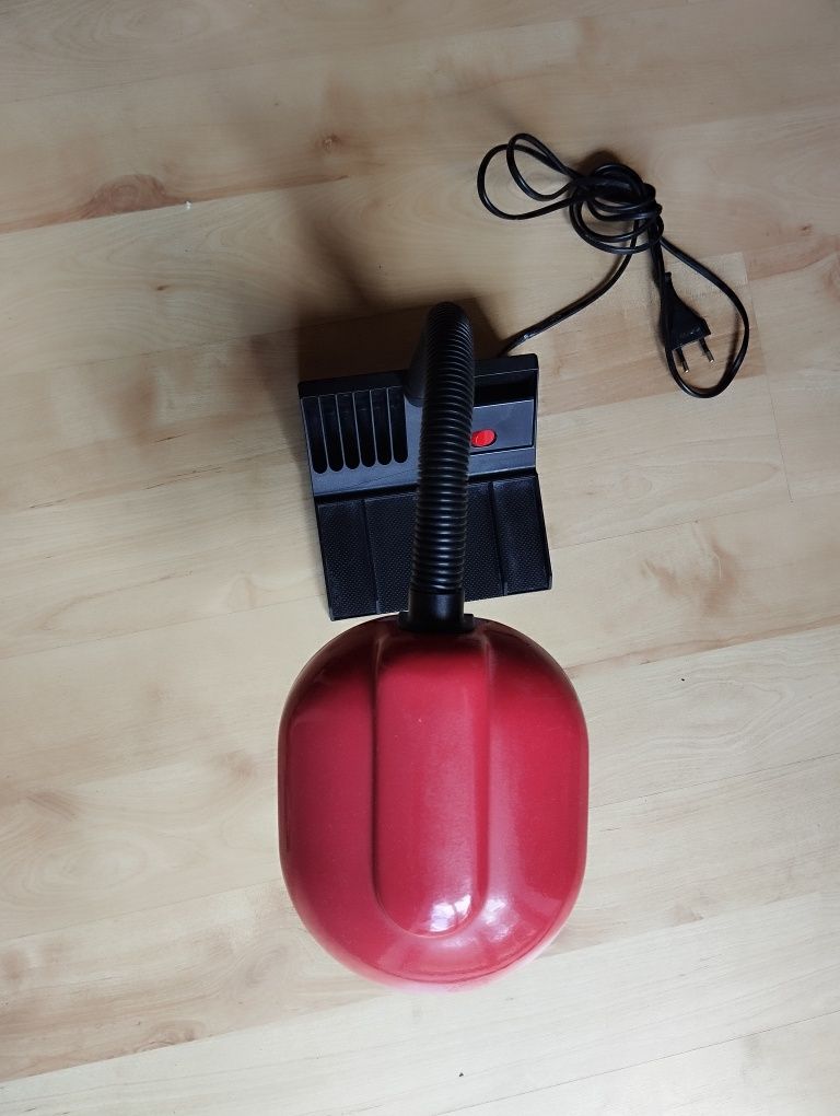 Lampa biurkowa z żarówką