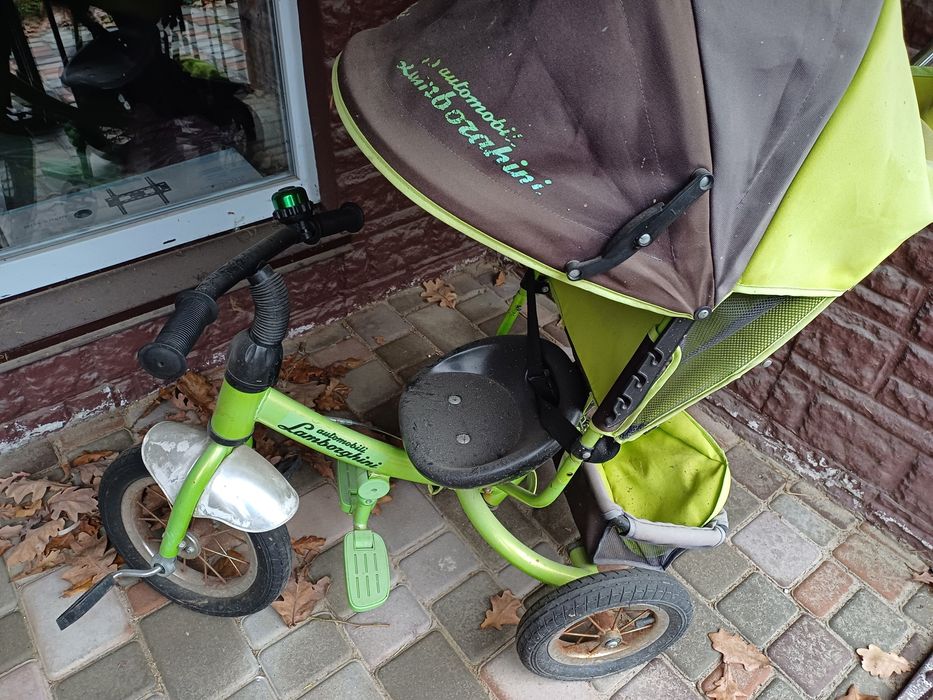 Подарую дитячі триколісні велосипеди