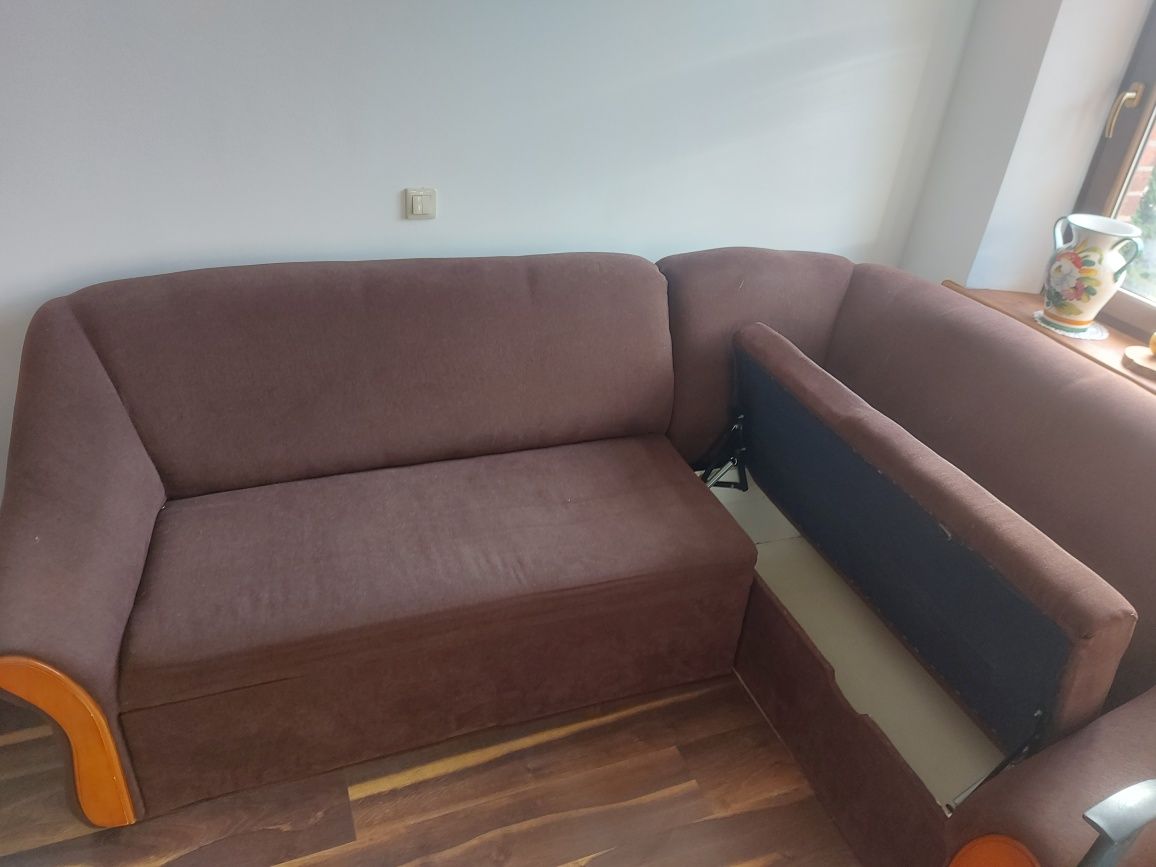 Brązowa kanapa, sofa dla dwóch osób