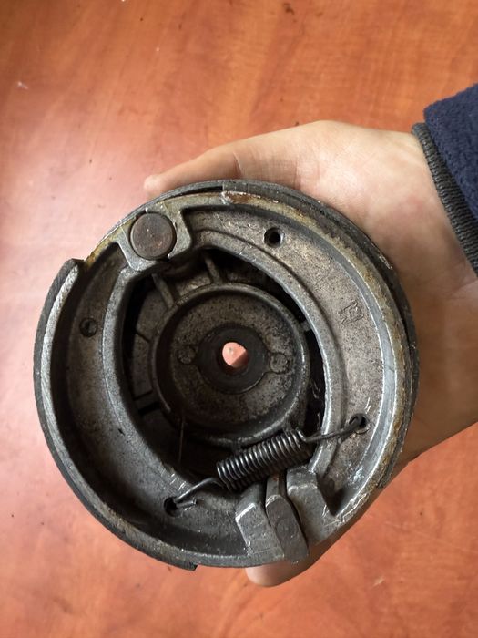 Szczękotrzymacz przód przedni Romet Ogar Motorynka Kadet Pony wysyłka