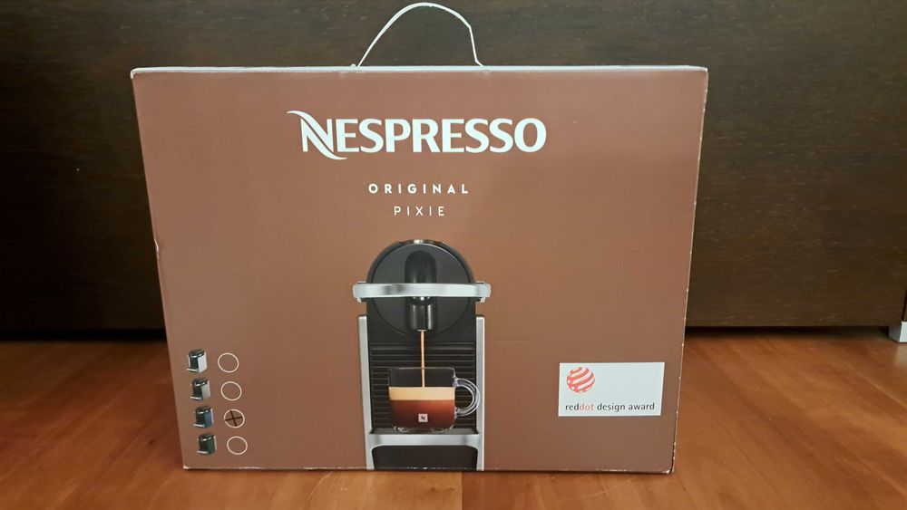 Máquina de Café Nespresso Pixie (Caixa Fechada)