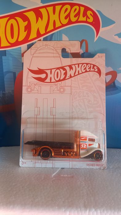 Hot wheels- fast-bed Hauler- 2019