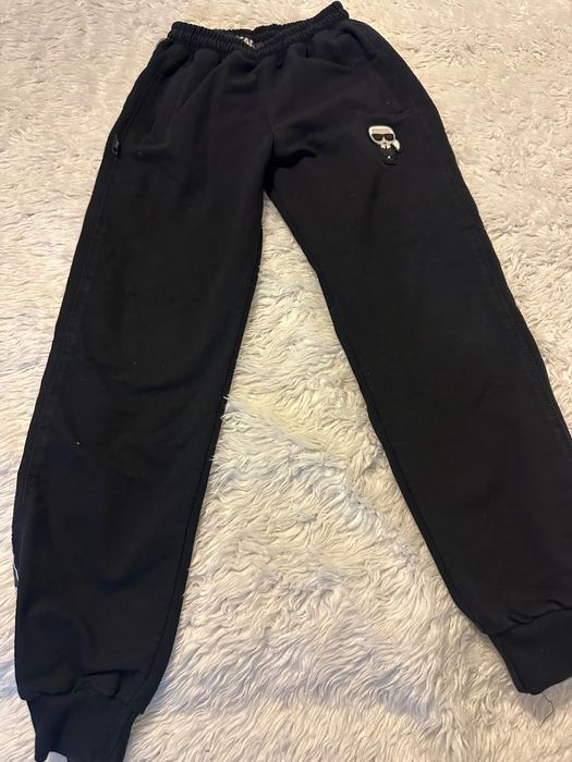 Spodnie dresowe Karl 146