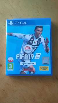 FIFA 19 диск PS4