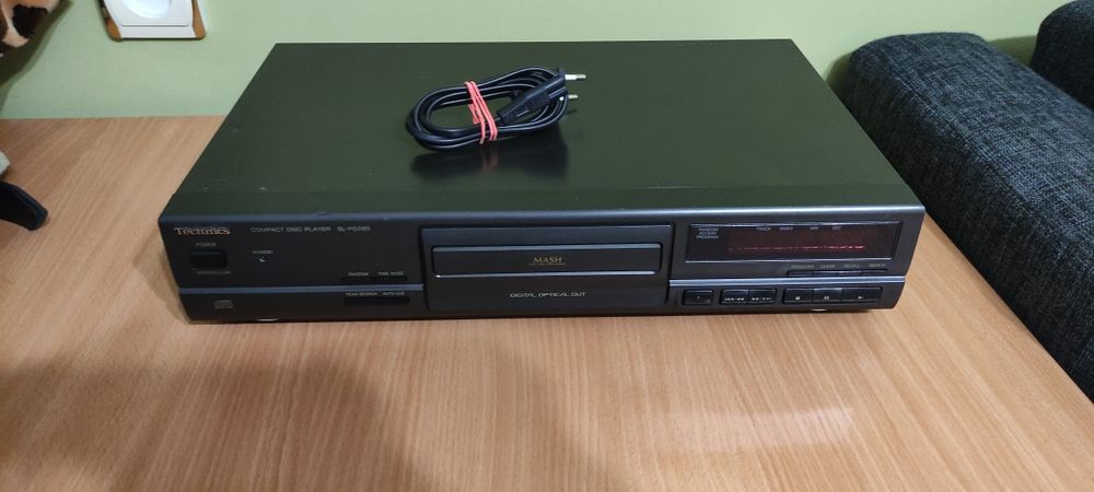 Програвач CD дисків Technics SL-PG390

COMPACT DISC