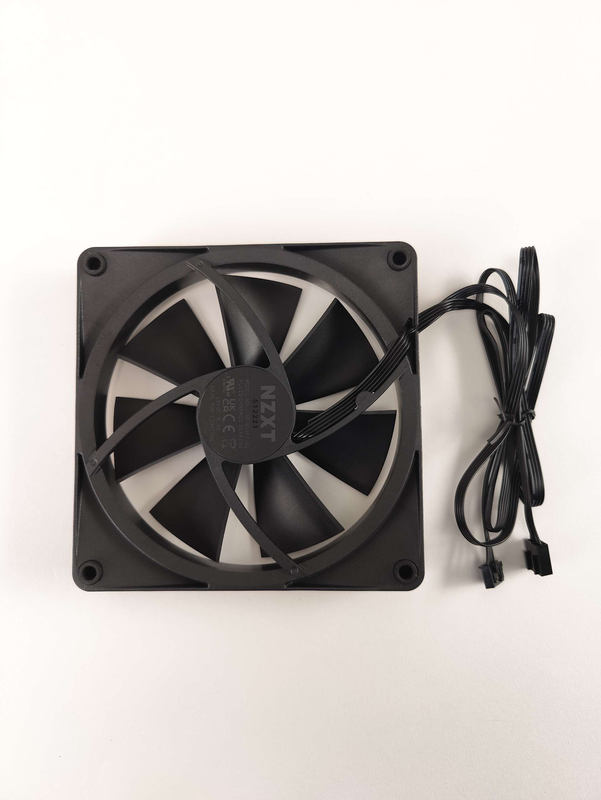 Wentylator NZXT 140 x 140 mm RF-R14SF-B1