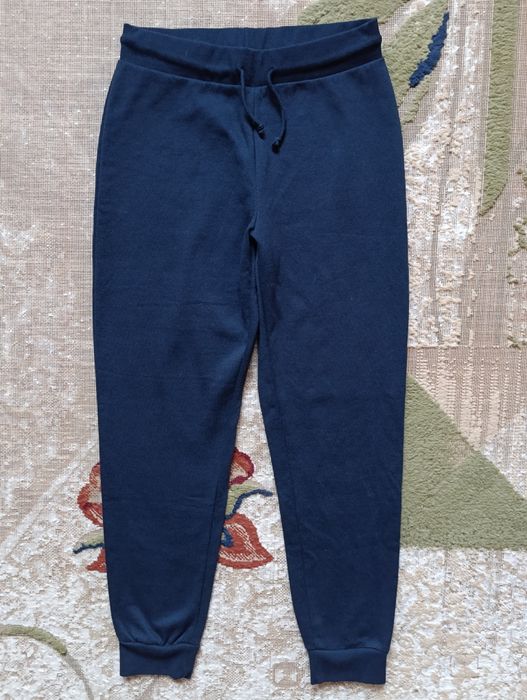 Продам теплые спортивные штаны унисекс р S