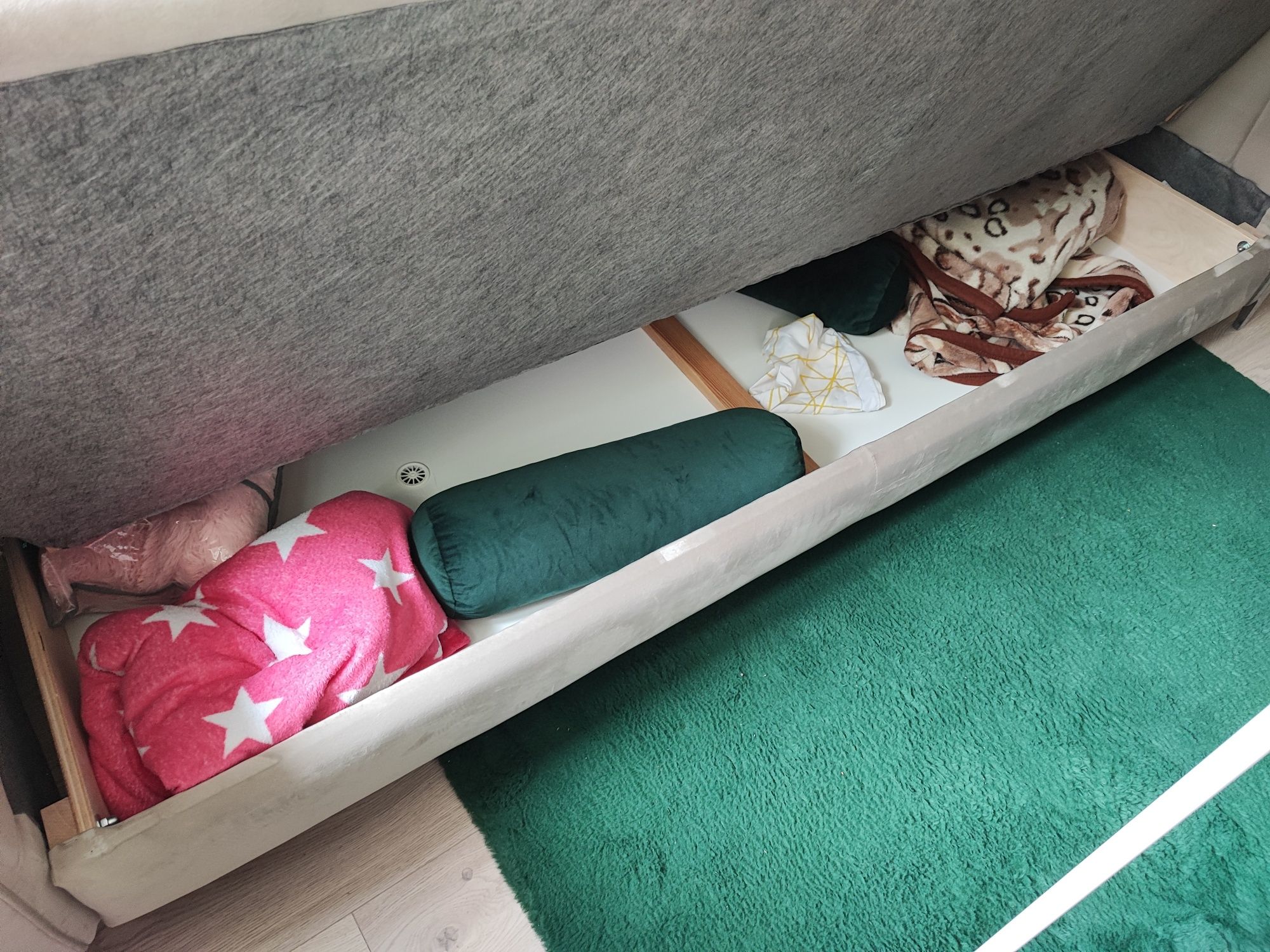 Wersalka sofa rozkladana szara beżowa z pojemnikiem