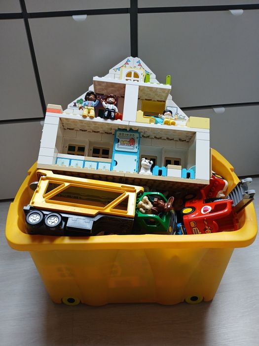 Pudło z klockami LEGO Duplo