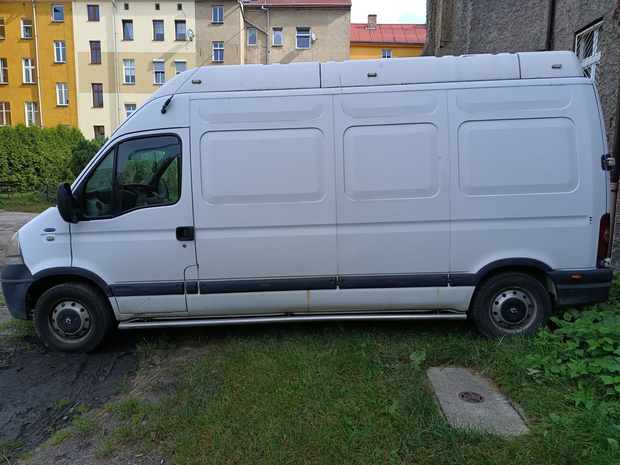 Usługi transportowe, przeprowadzki, wywóz złomu itp.