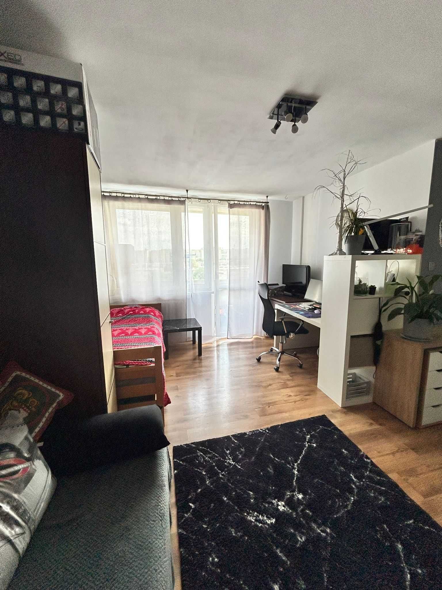 2pokoje + kącik dla dziecka/ osobna kuchnia/balkon/+parking oś H Tychy