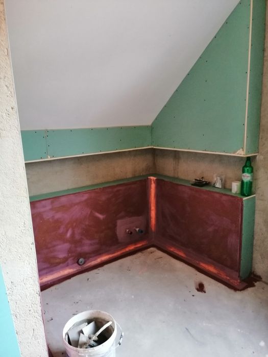 Glazurnik. Układanie płytek F.U UKŁADAMY PŁYTKI