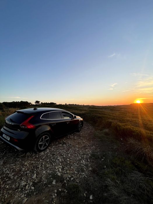 Volvo v40 D4 R-Desing 190cv Biturbo